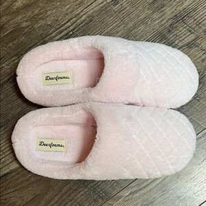 DEARFORMS Soft Pink Quilted Slippers